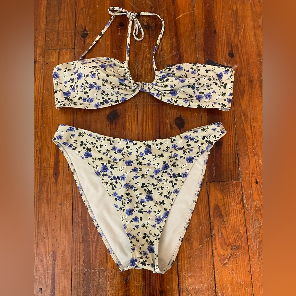 Abercrombie & Fitch Floral Bikini NWT Size XL